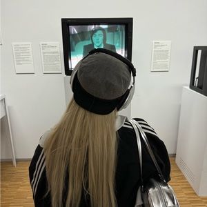 Meet your Posher, Julia